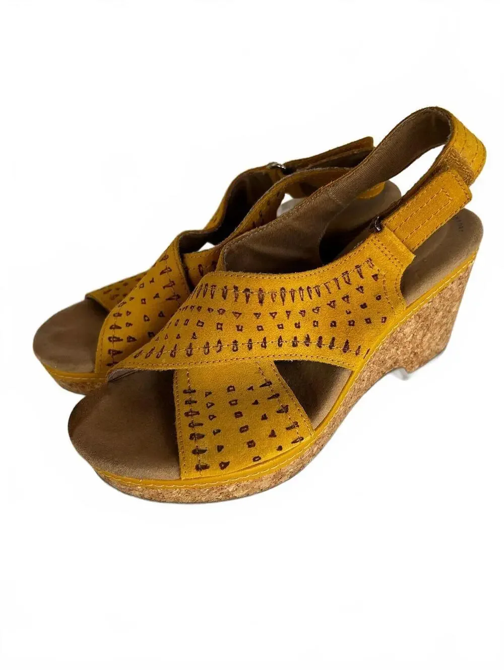 Clarks Giselle Bay Mustard Suede Slingback Wedges Sz 7.5